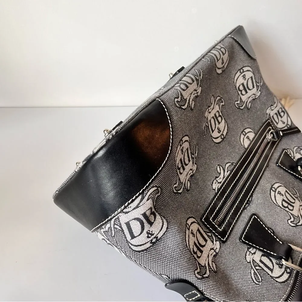 Dooney & Bourke this purse